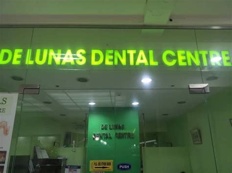 De Lunas Dental Centre Mandaluyong City .